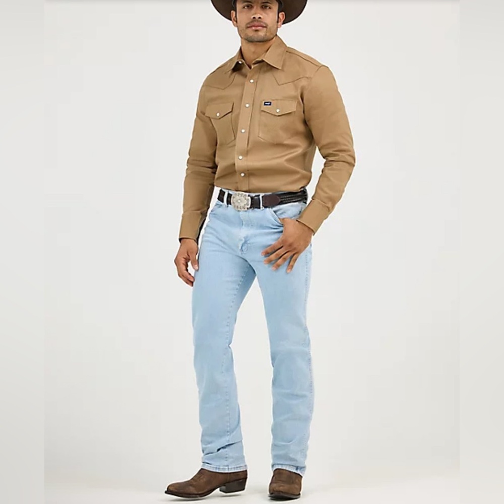 Wrangler Cowboy Cut Slim Fit Active Flex Jeans - Picture 2 of 9